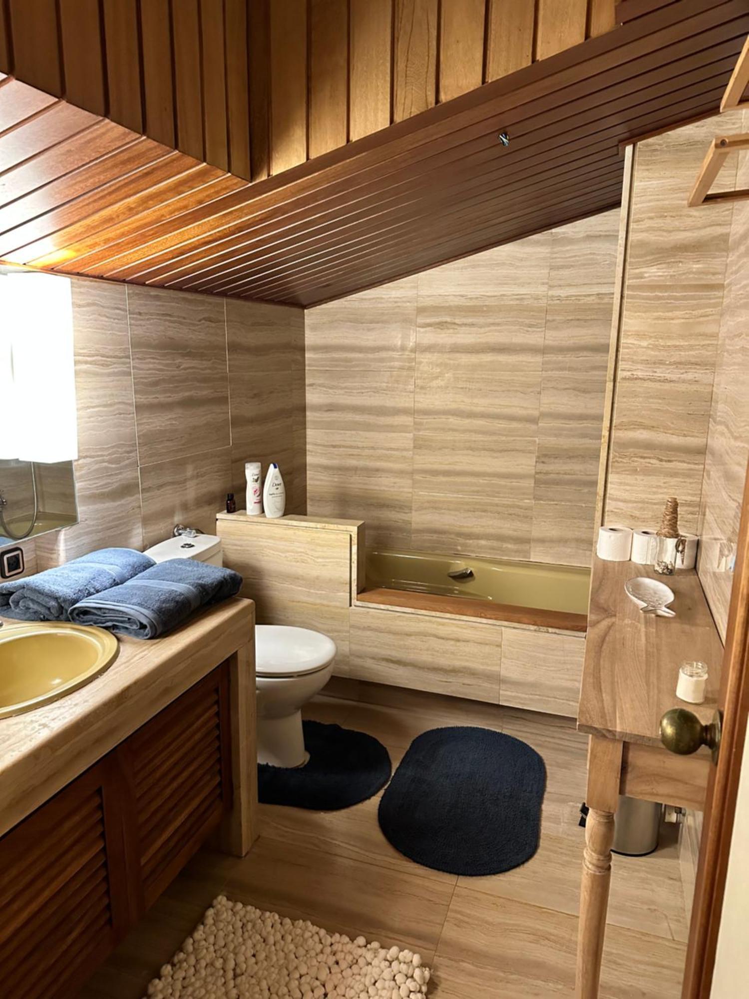 Bed & Breakfast Solo Atico Guest
