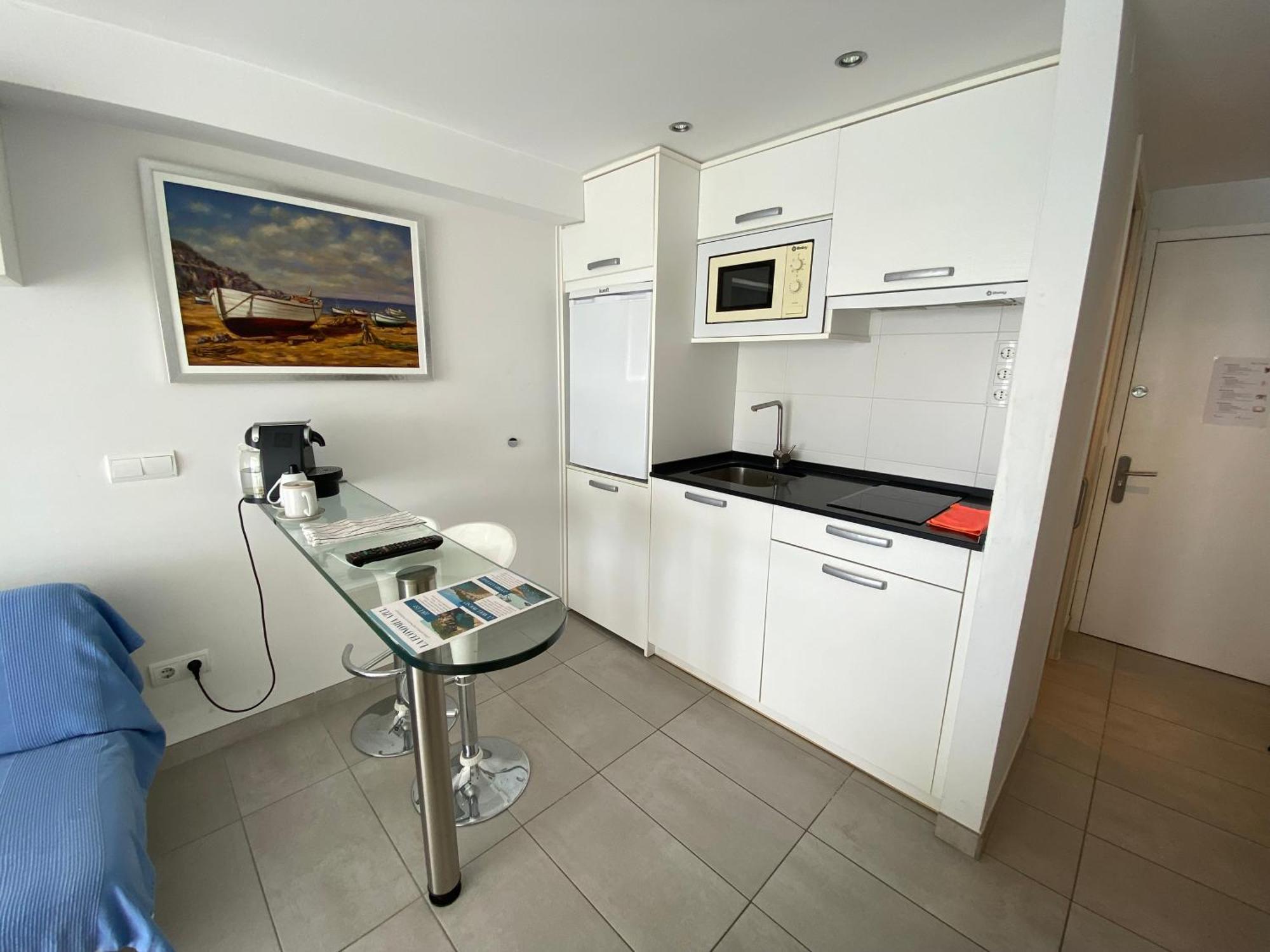 Estudi A Primera Linia De Mar Apartment
