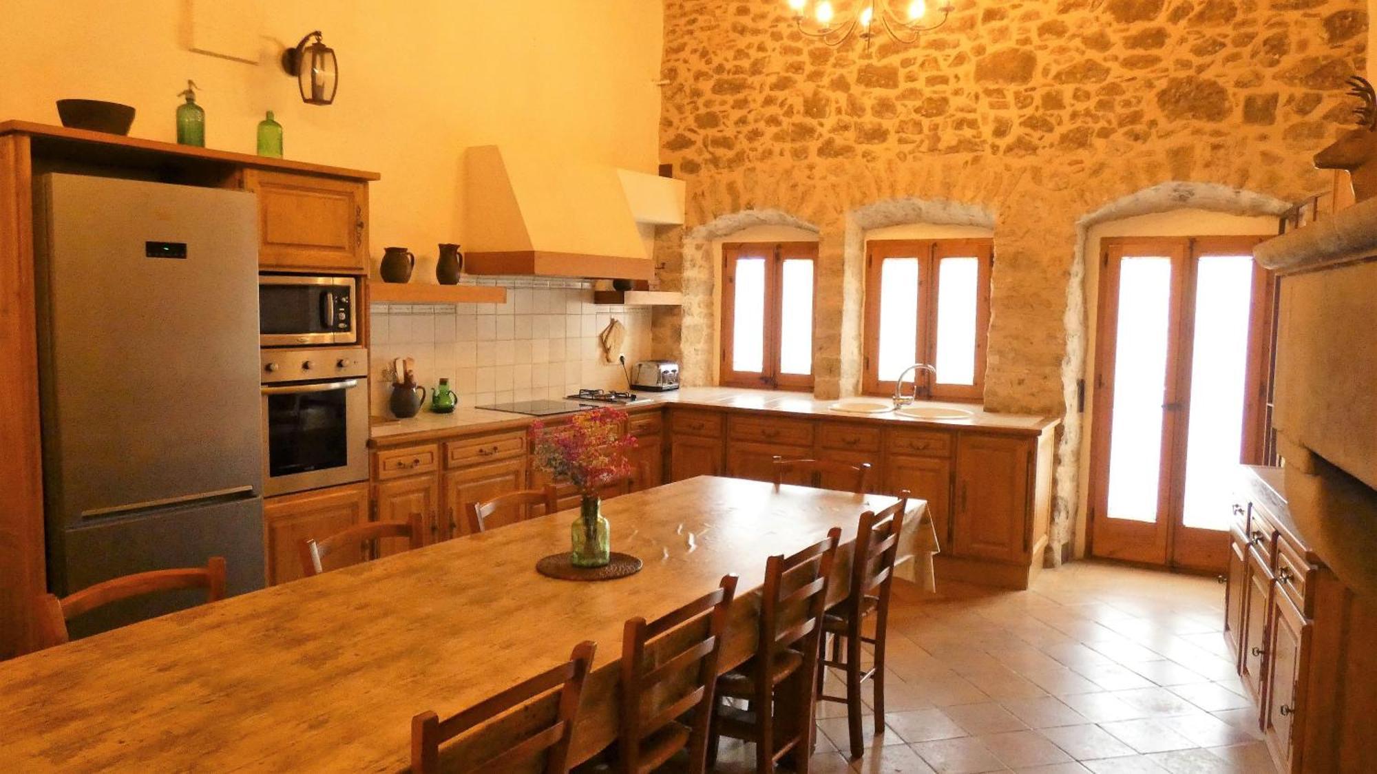 Villa Mas Soles - Compartida En Parlavà - Girona *