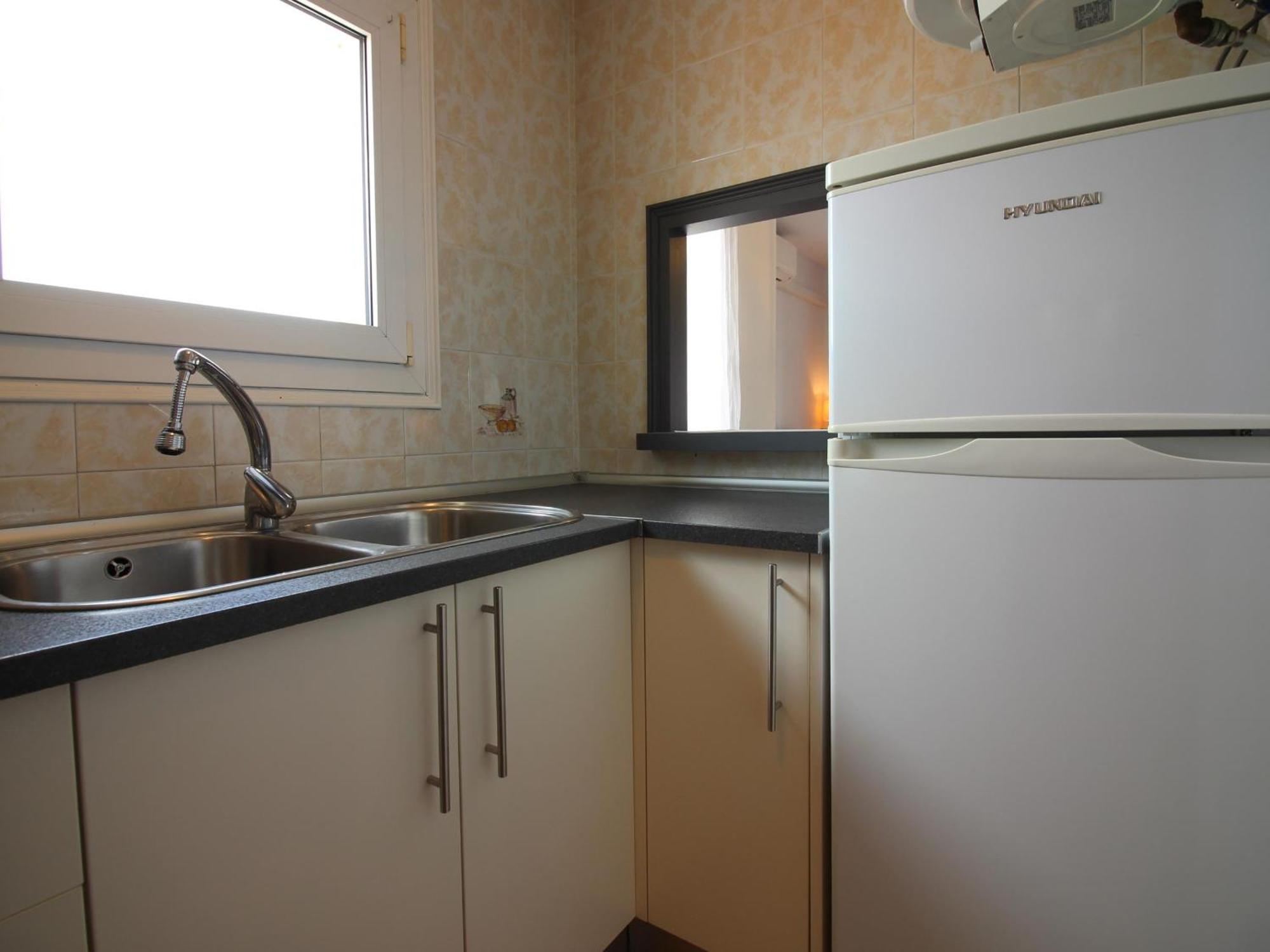 Acogedor Cerca De La Playa En Santa Margarita Con A/c, Terraza Y Parking - Es-228-120 Apartamento Rosas