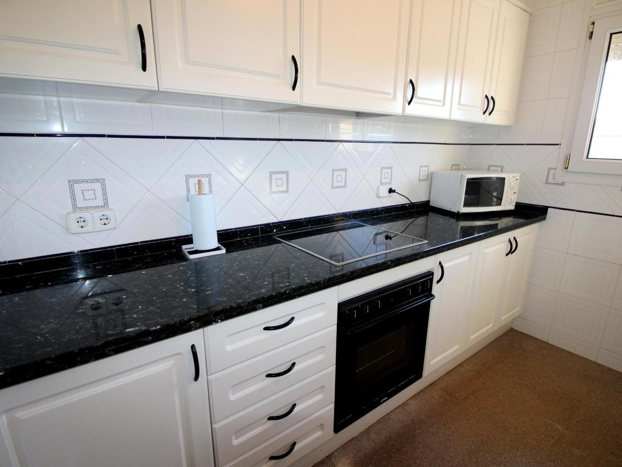 Maritim Ii 2 At.1 - Moderno, Agradable Y Muy Bien Equipado Situado En 1ª Linea De Mar - Es-228-82 Apartamento *