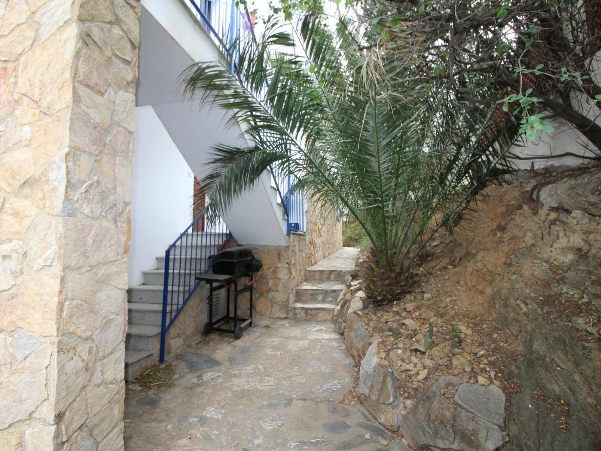 Bramant 5 - Primera Planta Con Terraza, Vistas Al Mar Y Parking. - Es-228-77 Llançà