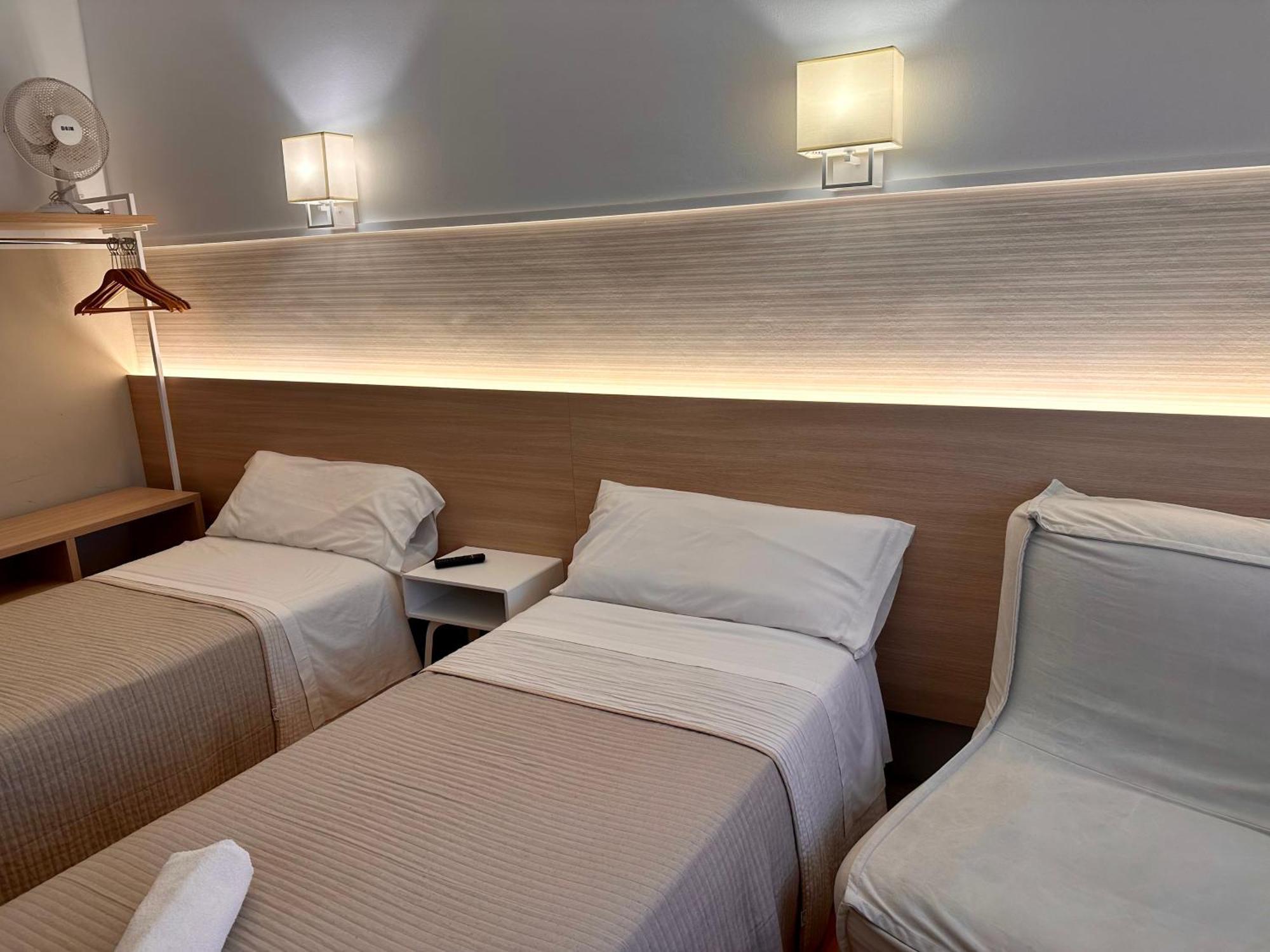 Fonda Can Setmanes Guest house