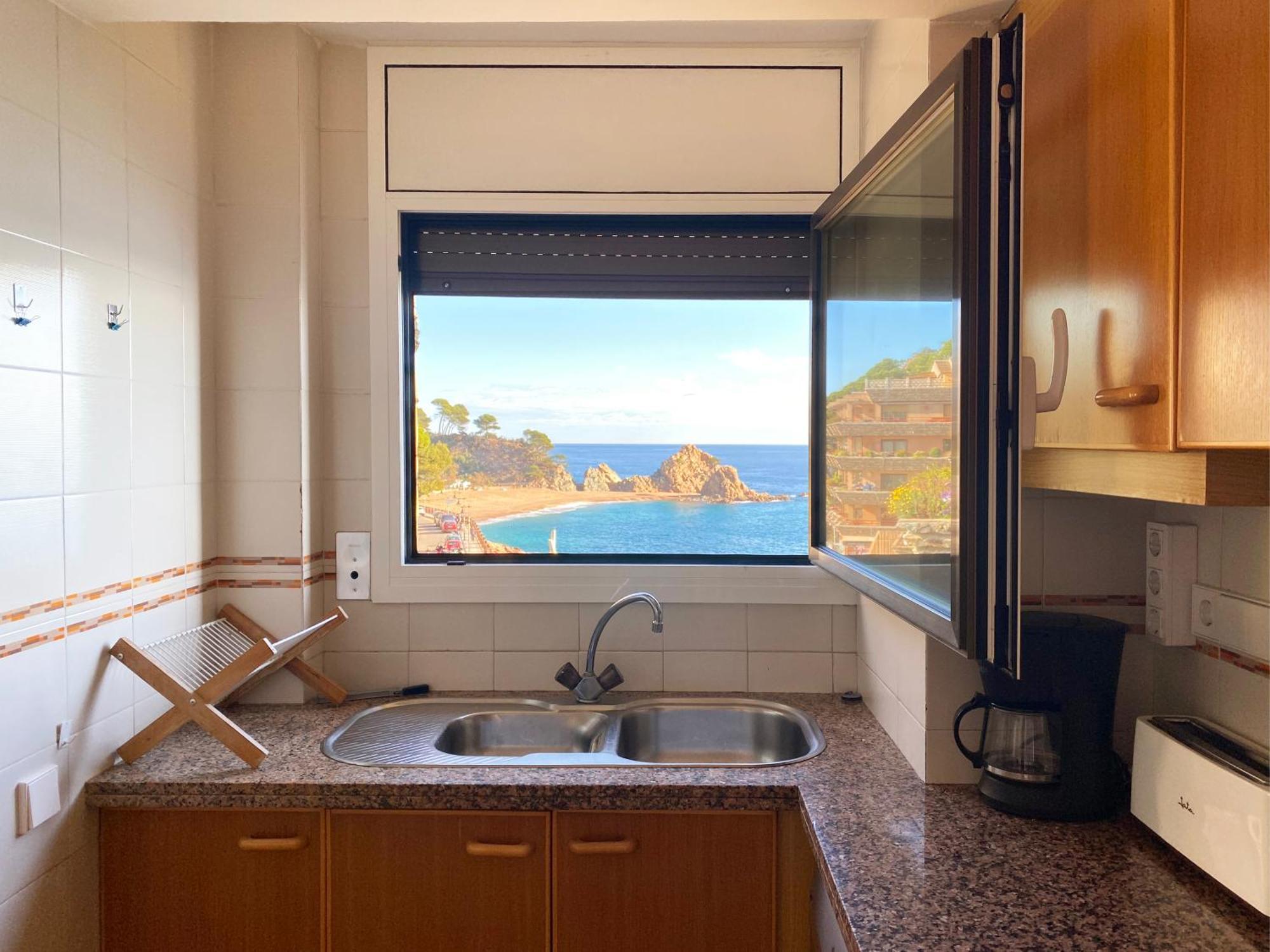 Apartamento Magnificent At The Sea Front Of *