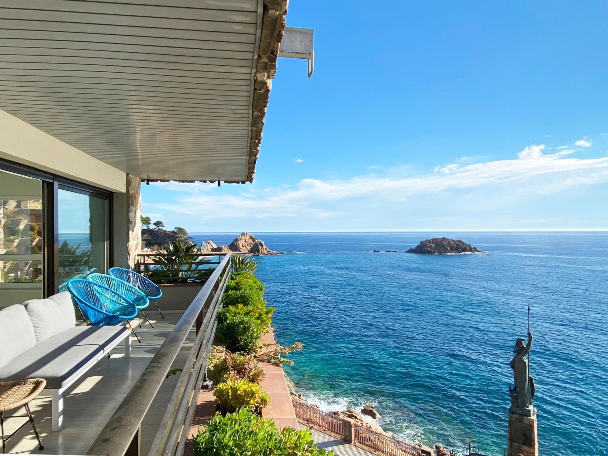 Magnificent At The Sea Front Of Apartamento