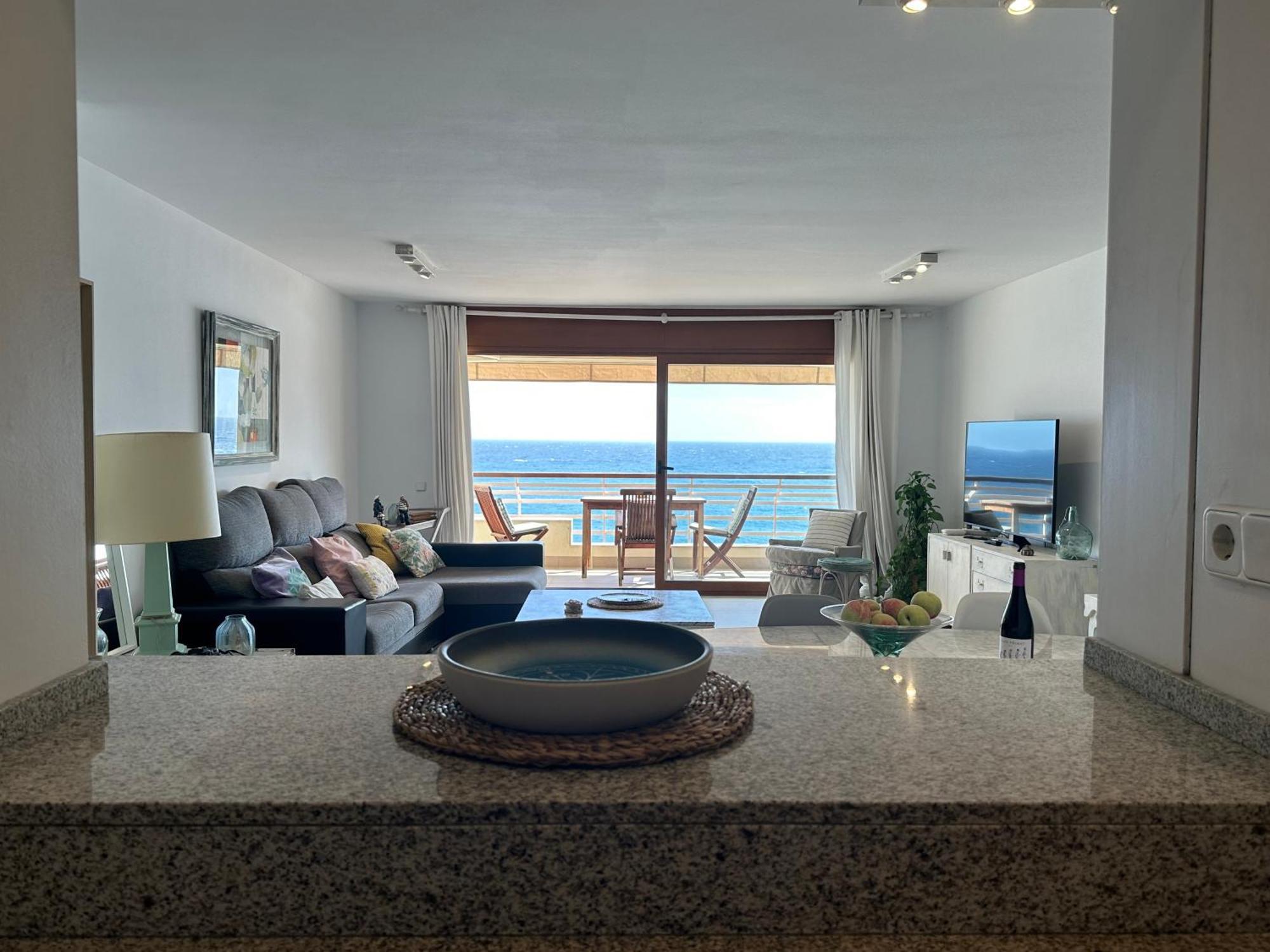Apartment Lets Holidays Tropicana Sea Views 4 *