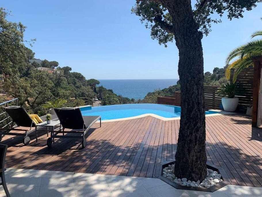 Estilo Mediterraneo A 200 M Playa Con Piscina