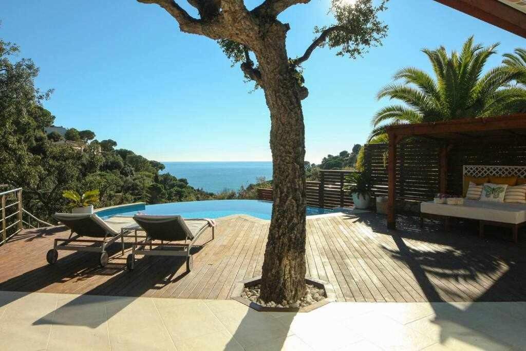 Estilo Mediterraneo A 200 M Playa Con Piscina