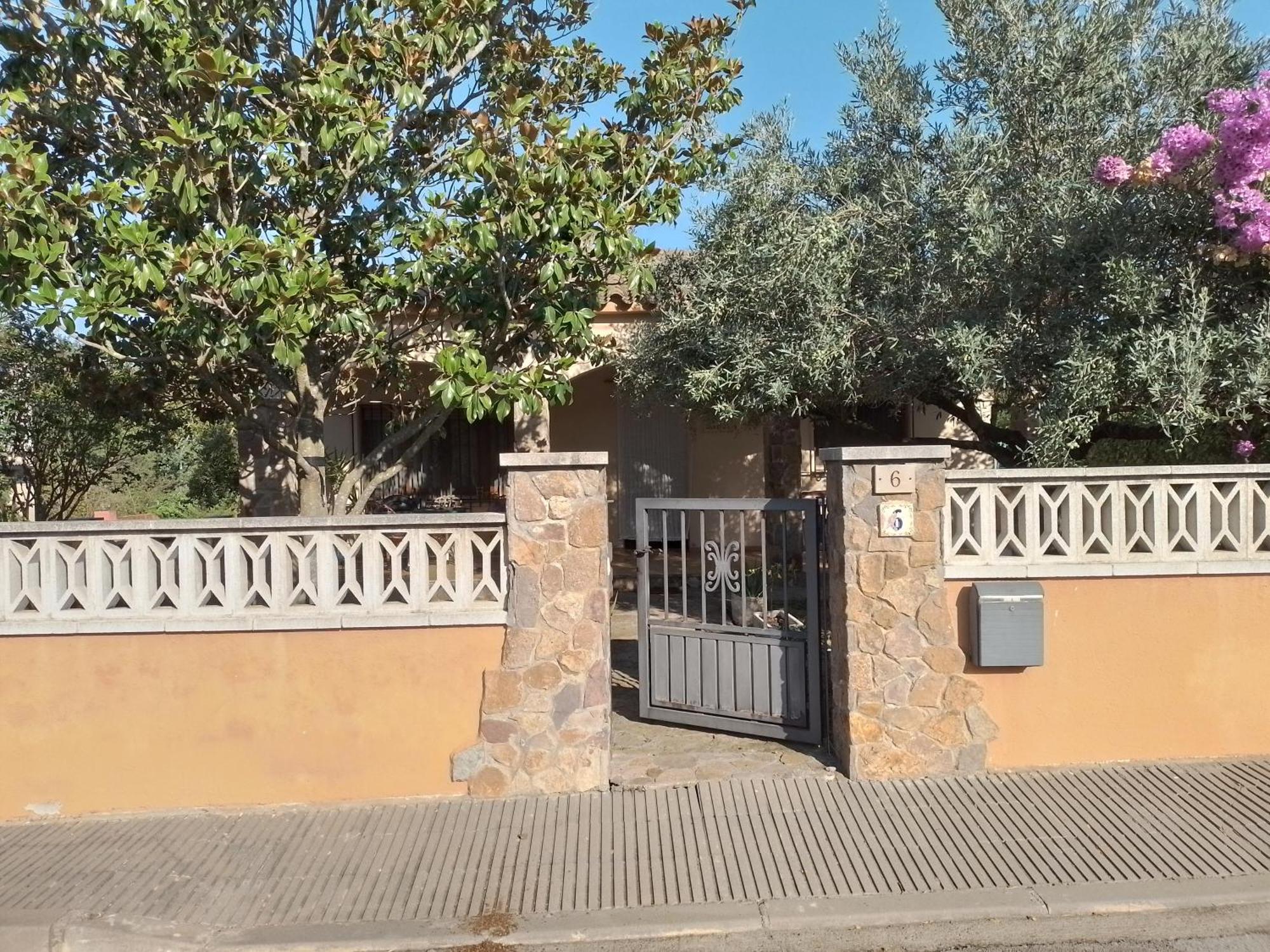 Casa Amb Gran Jardi A Vilauer-costa Brava - Alt Emporda Holiday home *