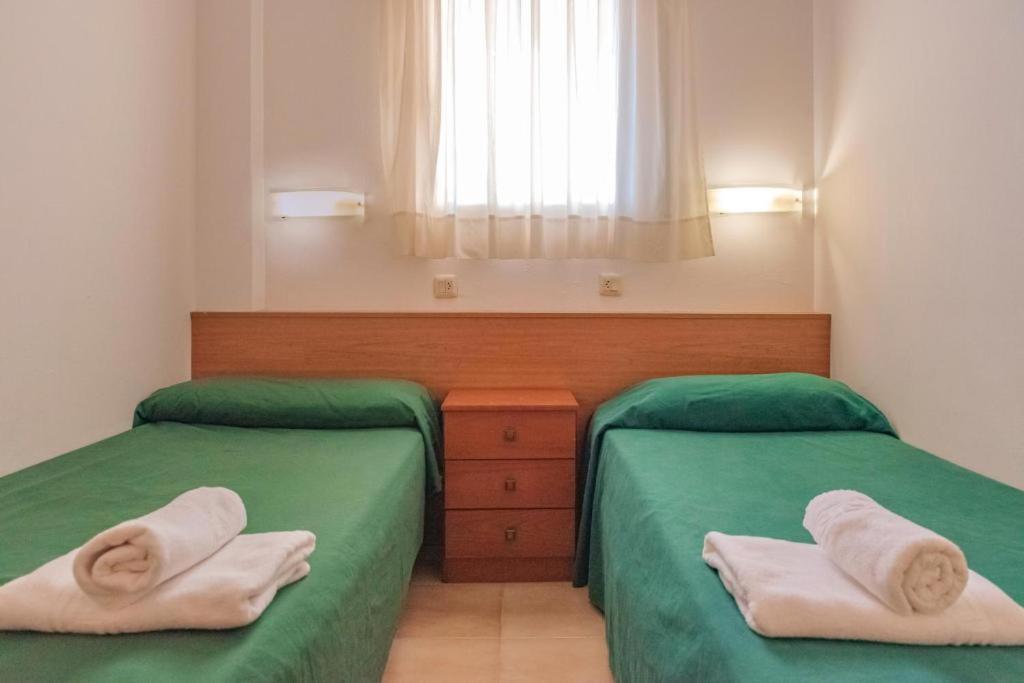 Aptos. Comte D´empuries Apartamento