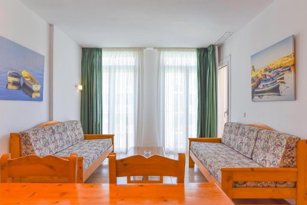 Apartamento Aptos. Comte D´empuries *