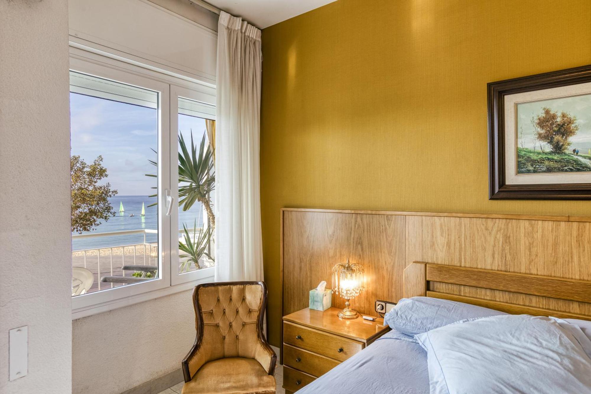 Carrer Del Mar Apartment