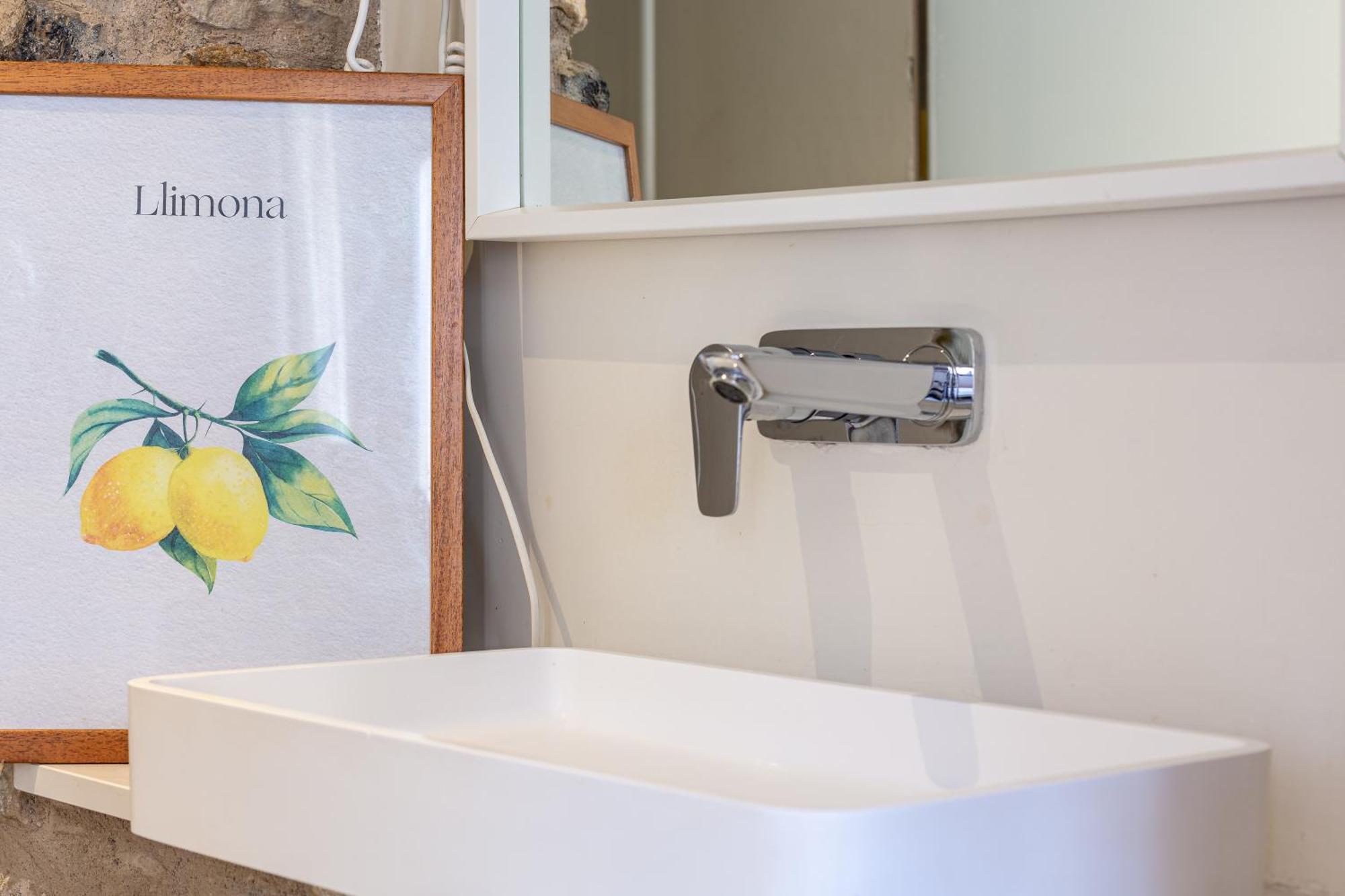 5 Limon Apartment Girona