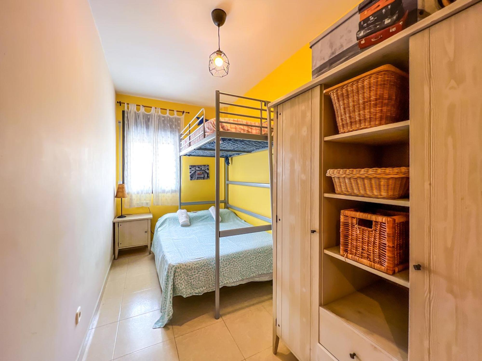 Apartamento Vivalidays Elia - Fenals - *