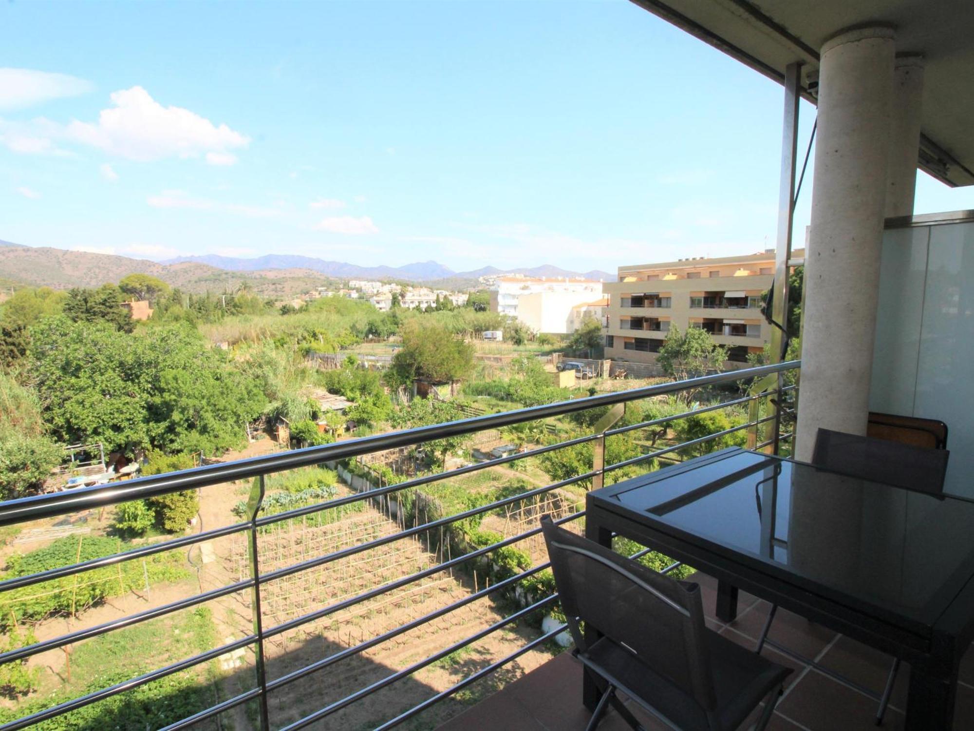Apartamento Acogedor Apto A 100m De La Playa Del Port, Con Garaje Y Vistas A La Montana - Es-228-2