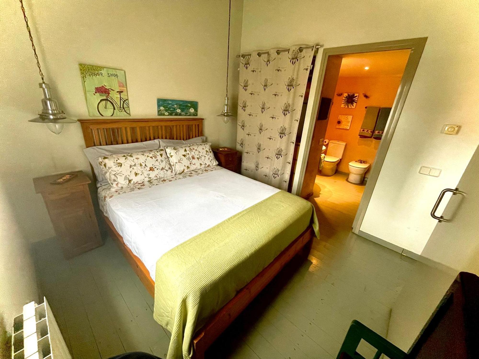Casa/apartamento Duplex Con Parking En *