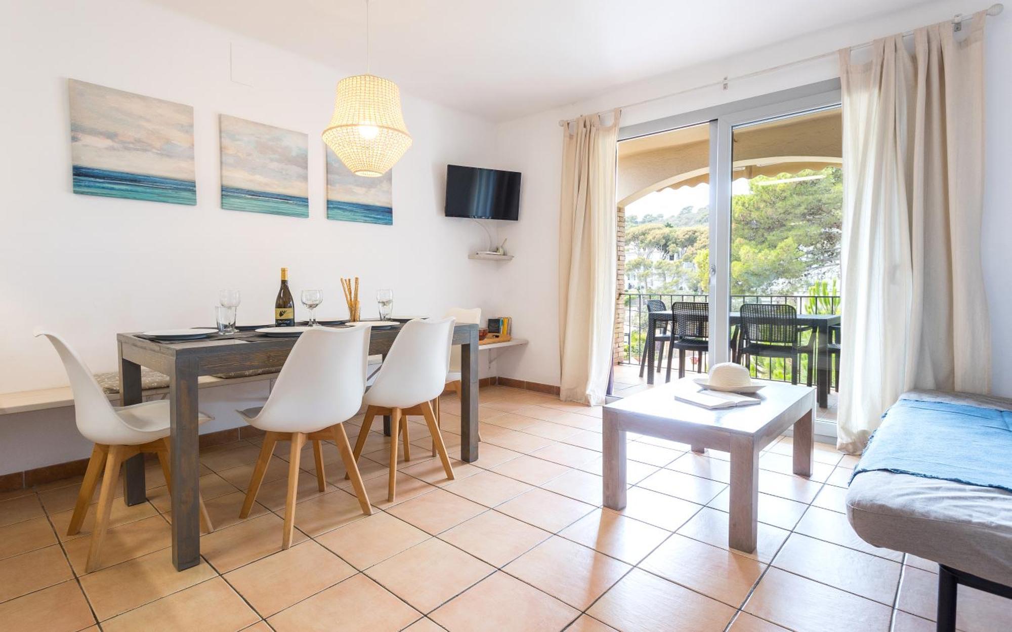 A 100 M De Playa. Calella Palafrugell Apartamento
