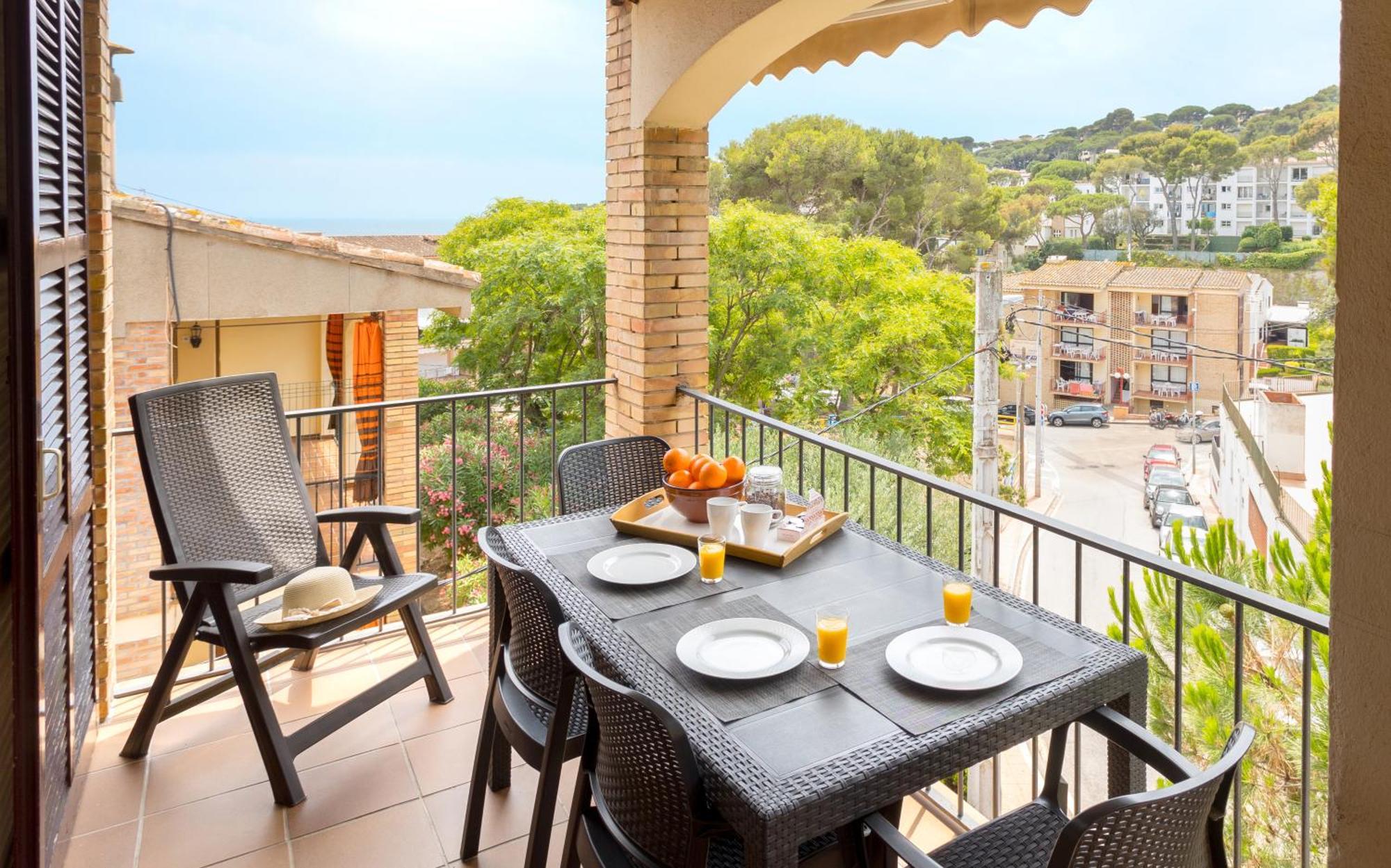 A 100 M De Playa. Calella Palafrugell Apartamento