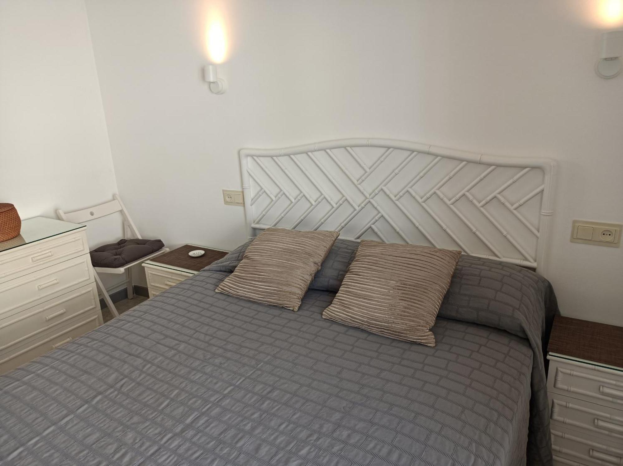 Perris 2-2 * L' Escala
