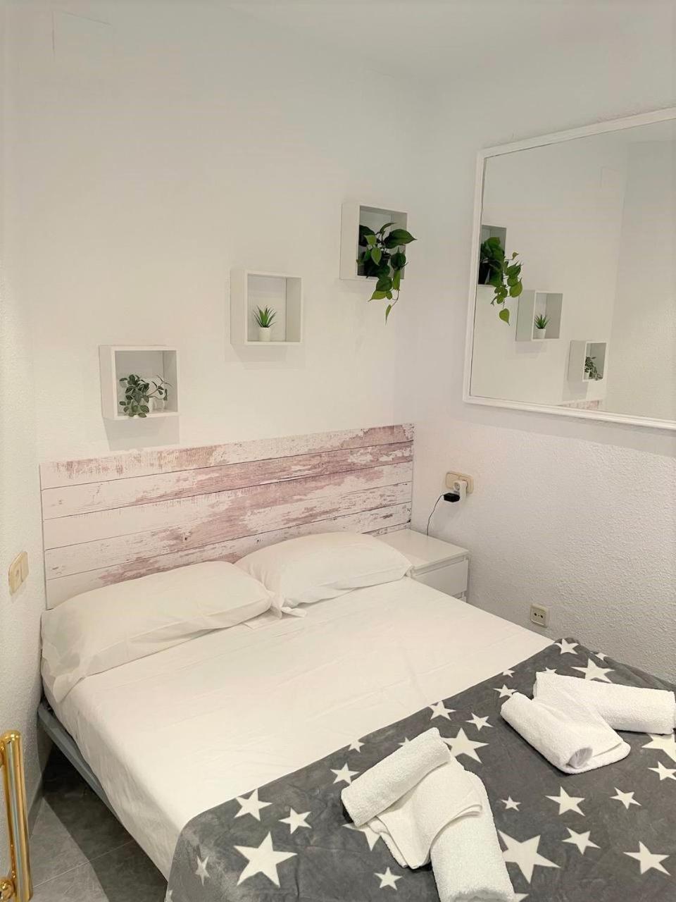 En Platja Sant Pol S'agaro Con Pisicina Y Jardin Apartamento Sant Feliu de Guíxols