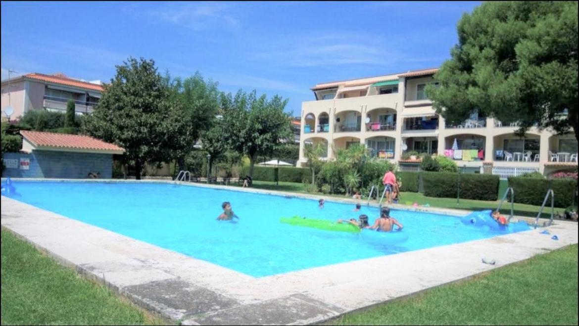 Apartamento En Platja Sant Pol S'agaro Con Pisicina Y Jardin *