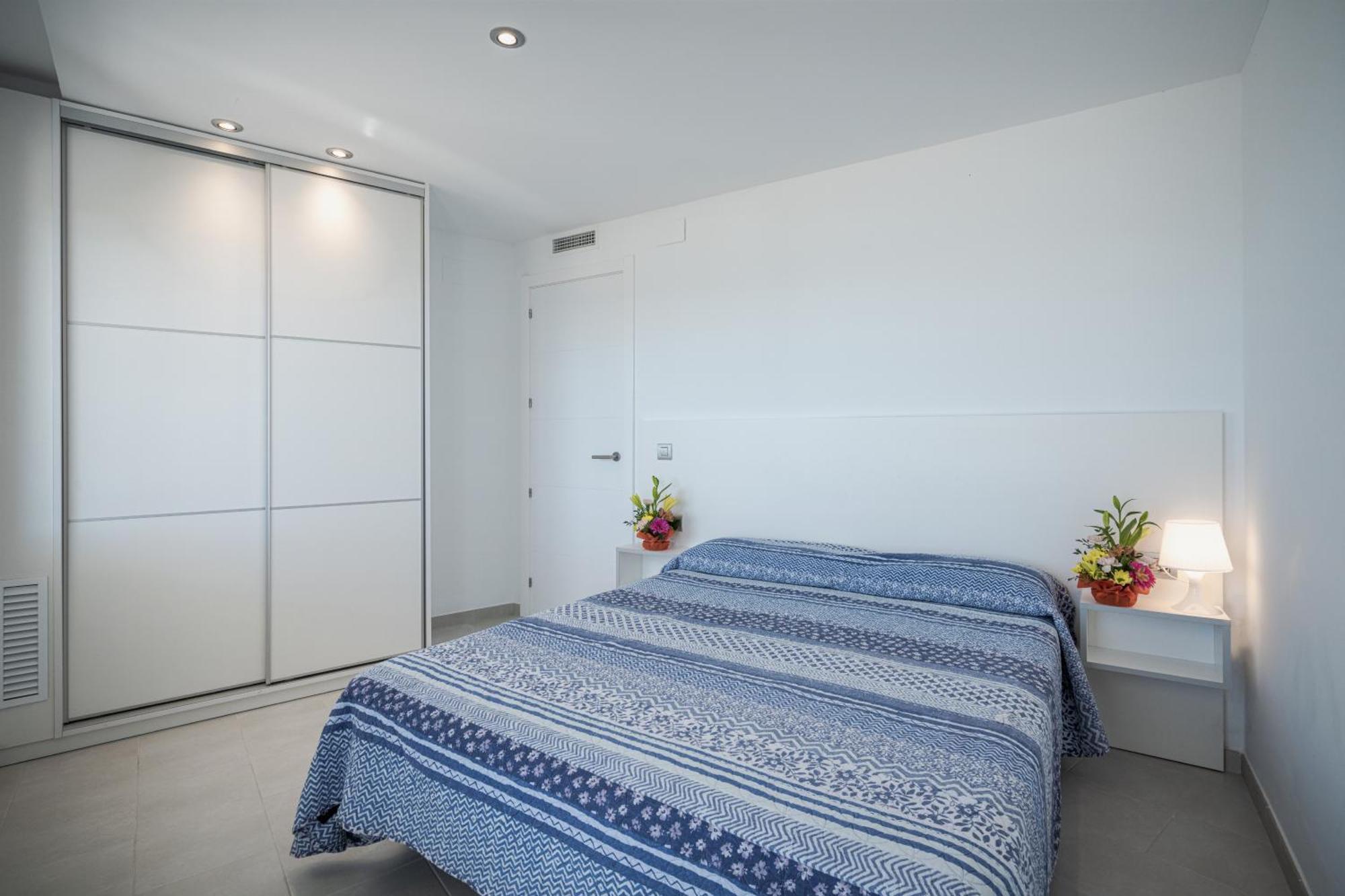 Inmosantos Oasis F5 Apartment Roses