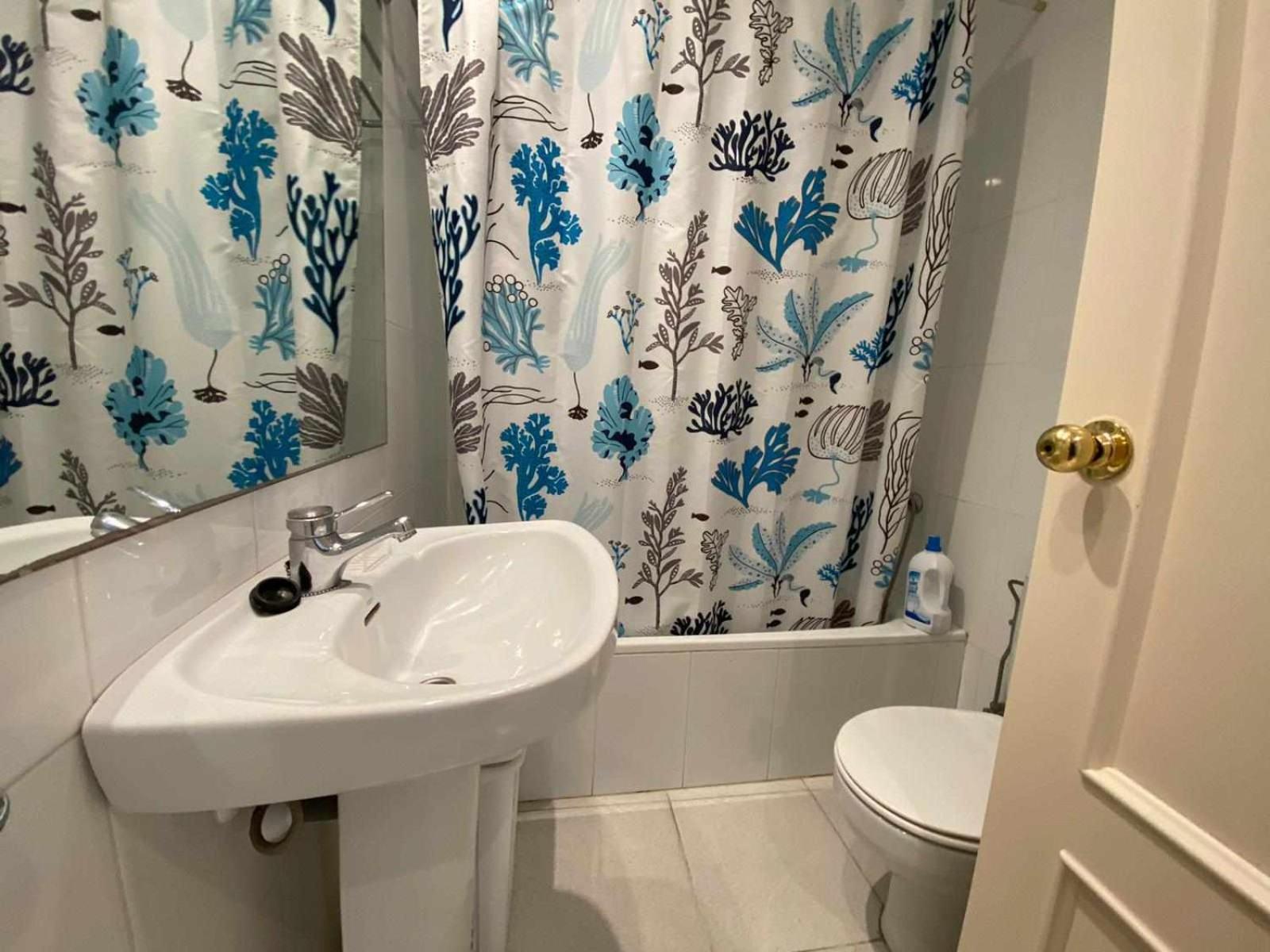 Apartamento Nautic Wifi Gratis A 150 Metros De La Playa De *