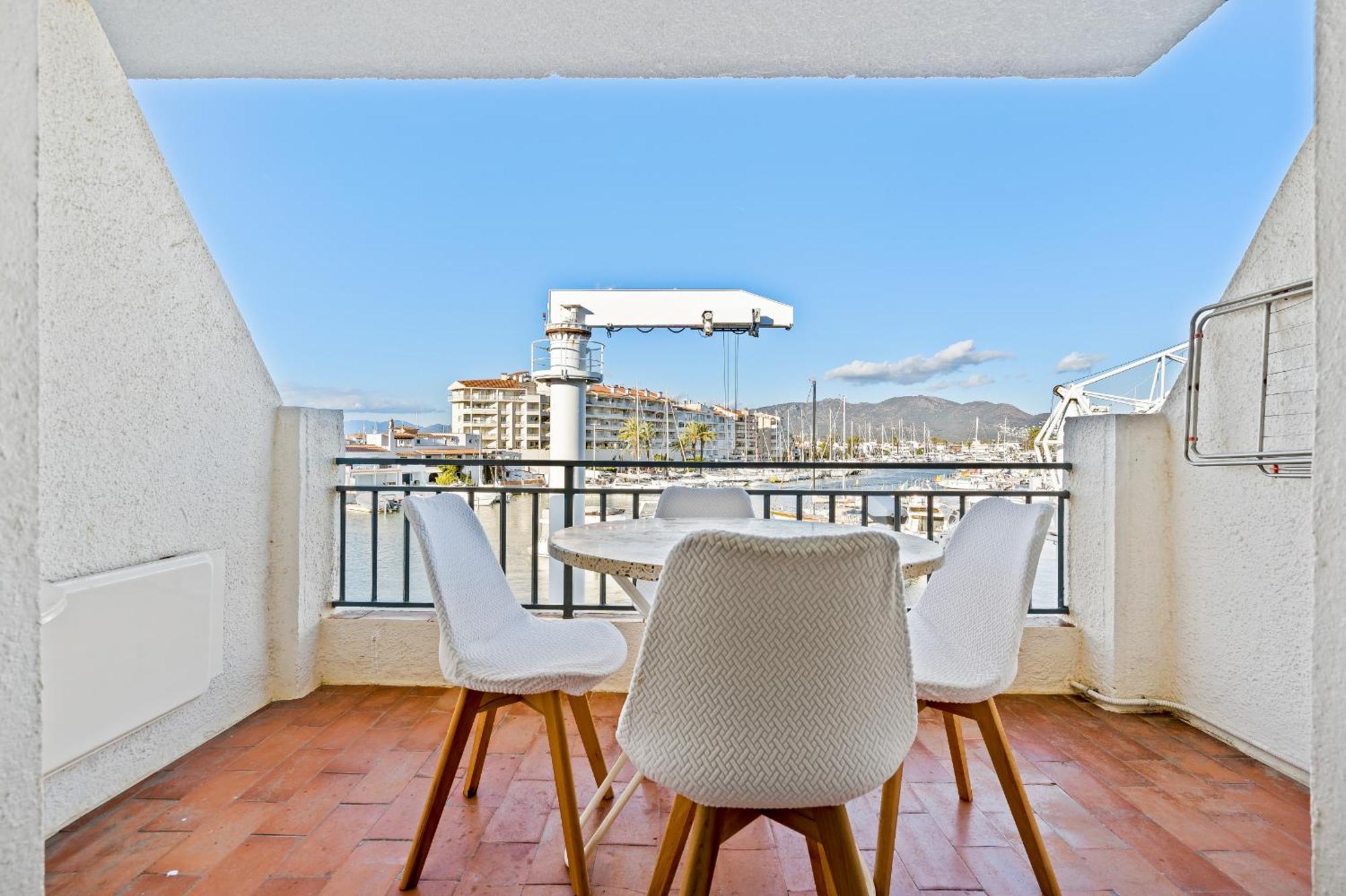 Welcs Apartamento 127 Emp Con Vistas Al Canal * Empuriabrava