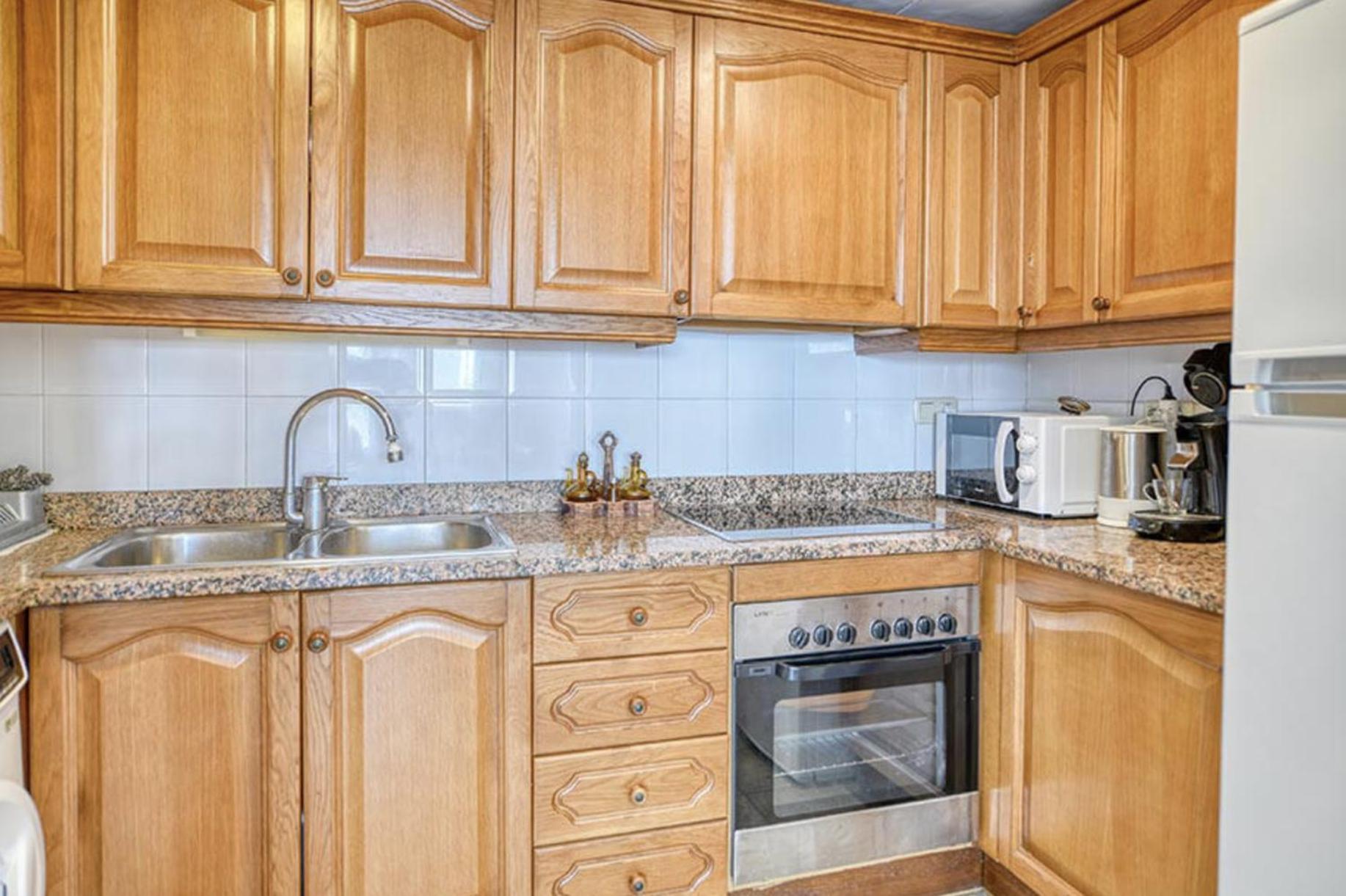 Apartamento Bonita Planta Baja Muy Centrica Con Parking
