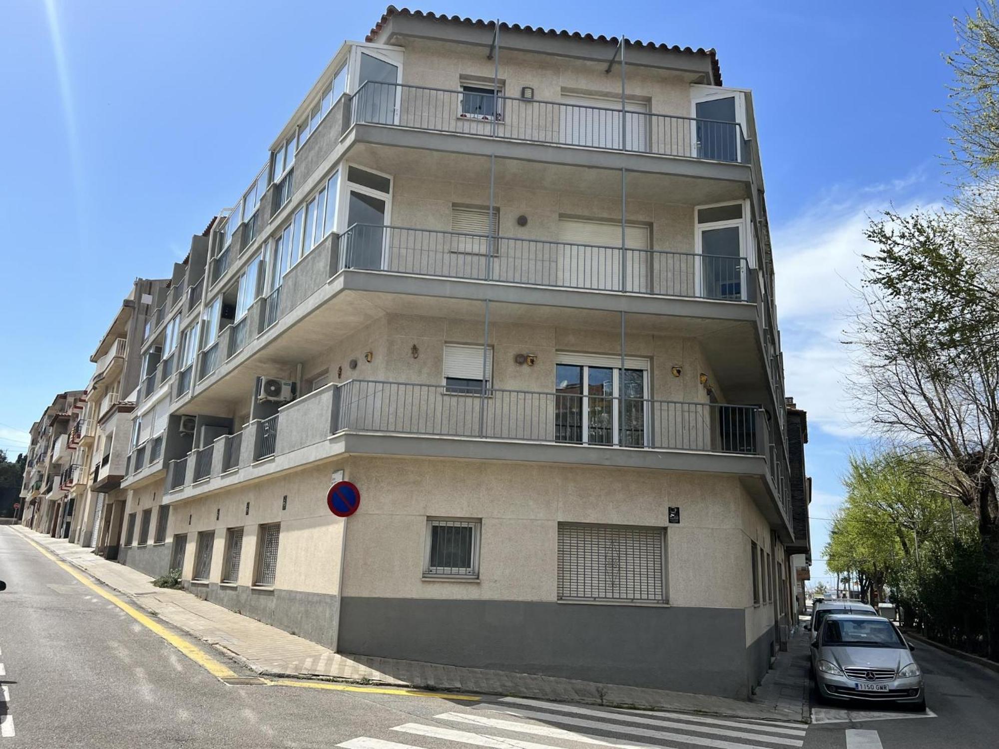 Apartamento La Riera B2 *