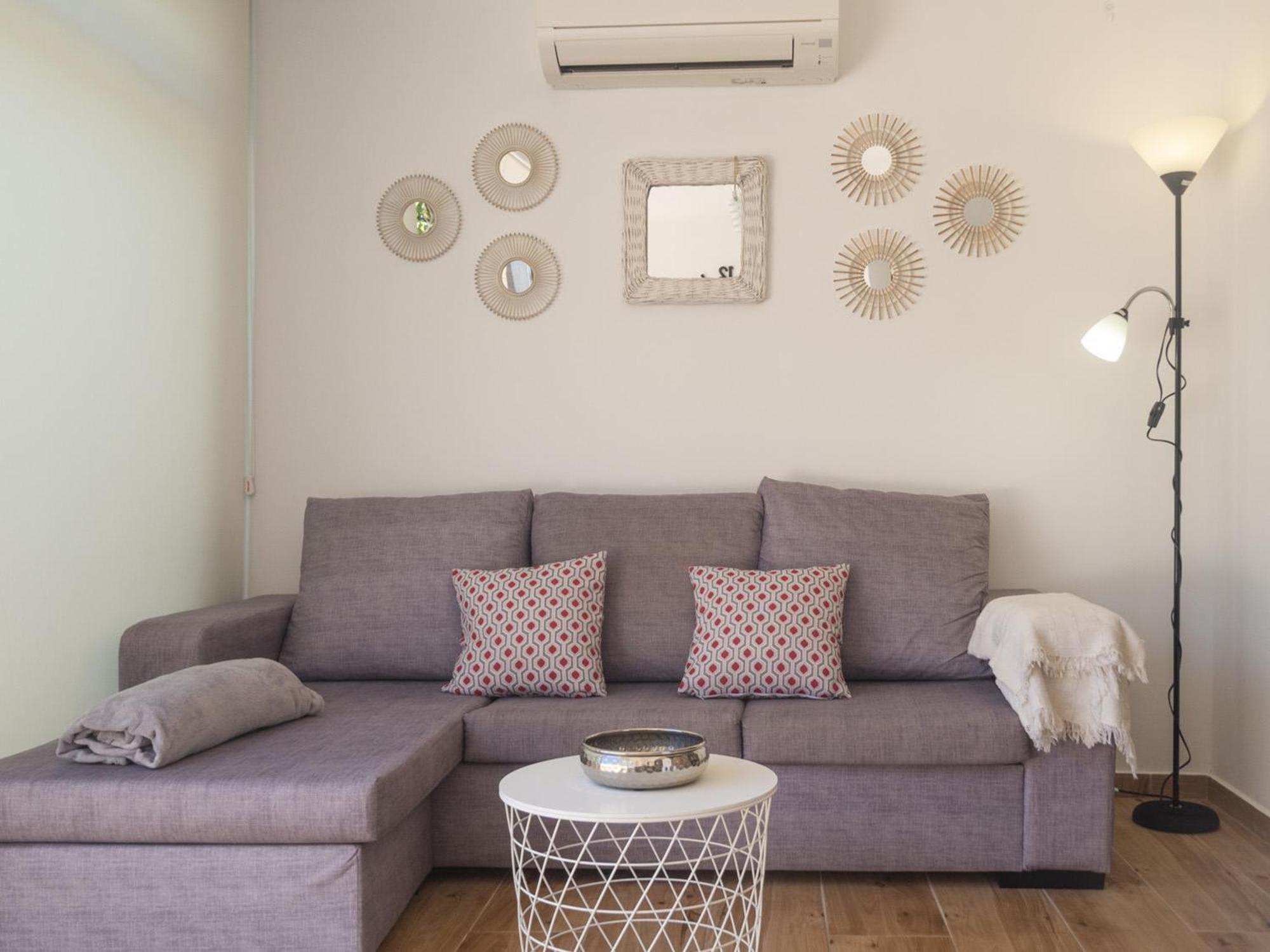 Renovado Con Terraza, A Pasos De La Playa De Riells, ¡ideal Parejas! - Es-325-29 Torroella De Montgri