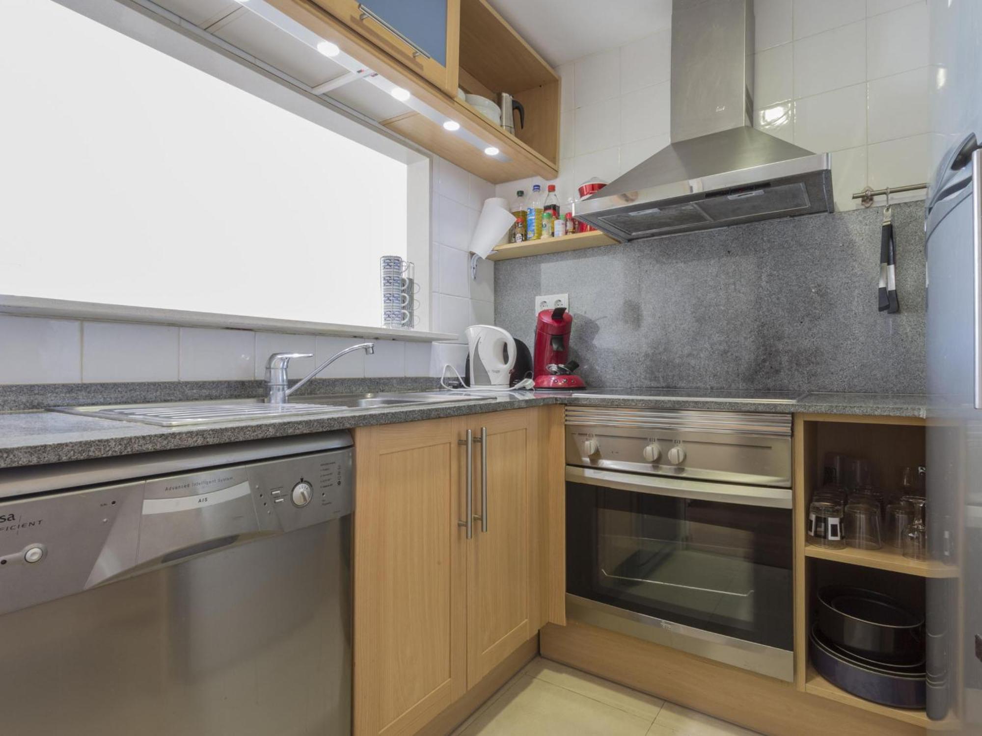 Apartment A 30m De La Playa De Riells, 4 Personas, Con Terraza Y Parking. - Es-325-14 Torroella De Montgri
