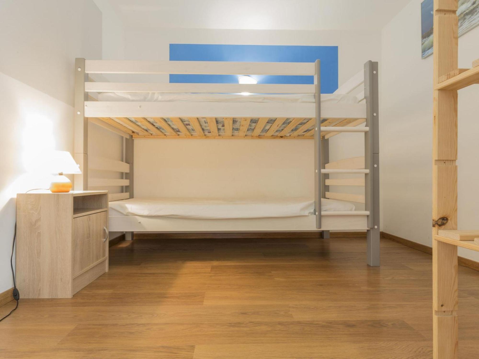 Apartment A 30m De La Playa De Riells, 4 Personas, Con Terraza Y Parking. - Es-325-14 *