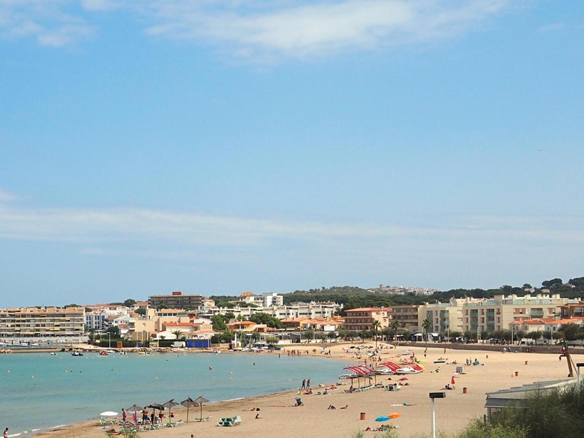 Apartment A 30m De La Playa De Riells, 4 Personas, Con Terraza Y Parking. - Es-325-14