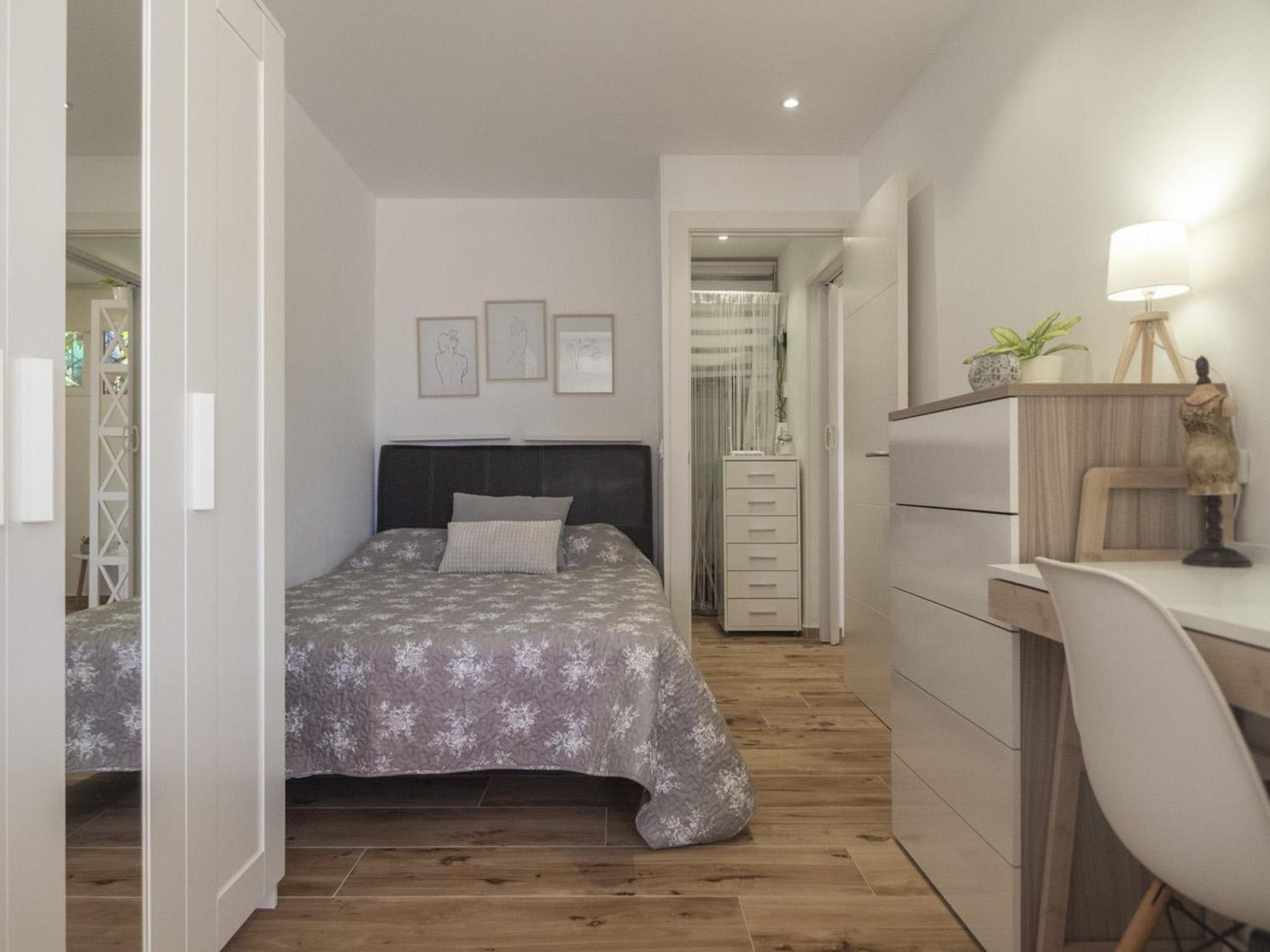 Renovado Con Terraza, A Pasos De La Playa De Riells, ¡ideal Parejas! - Es-325-29 *