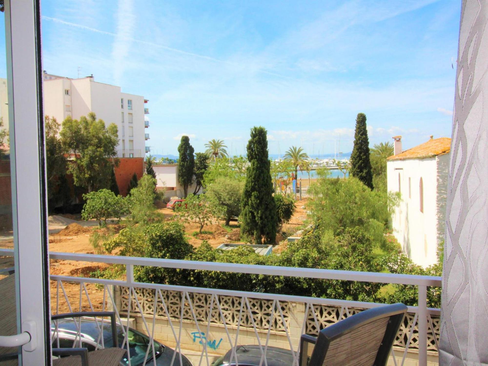 Reformado Con Vista Al Mar, 20m De La Playa, A.a., Garaje, En Centro De - Es-258-12 Apartamento