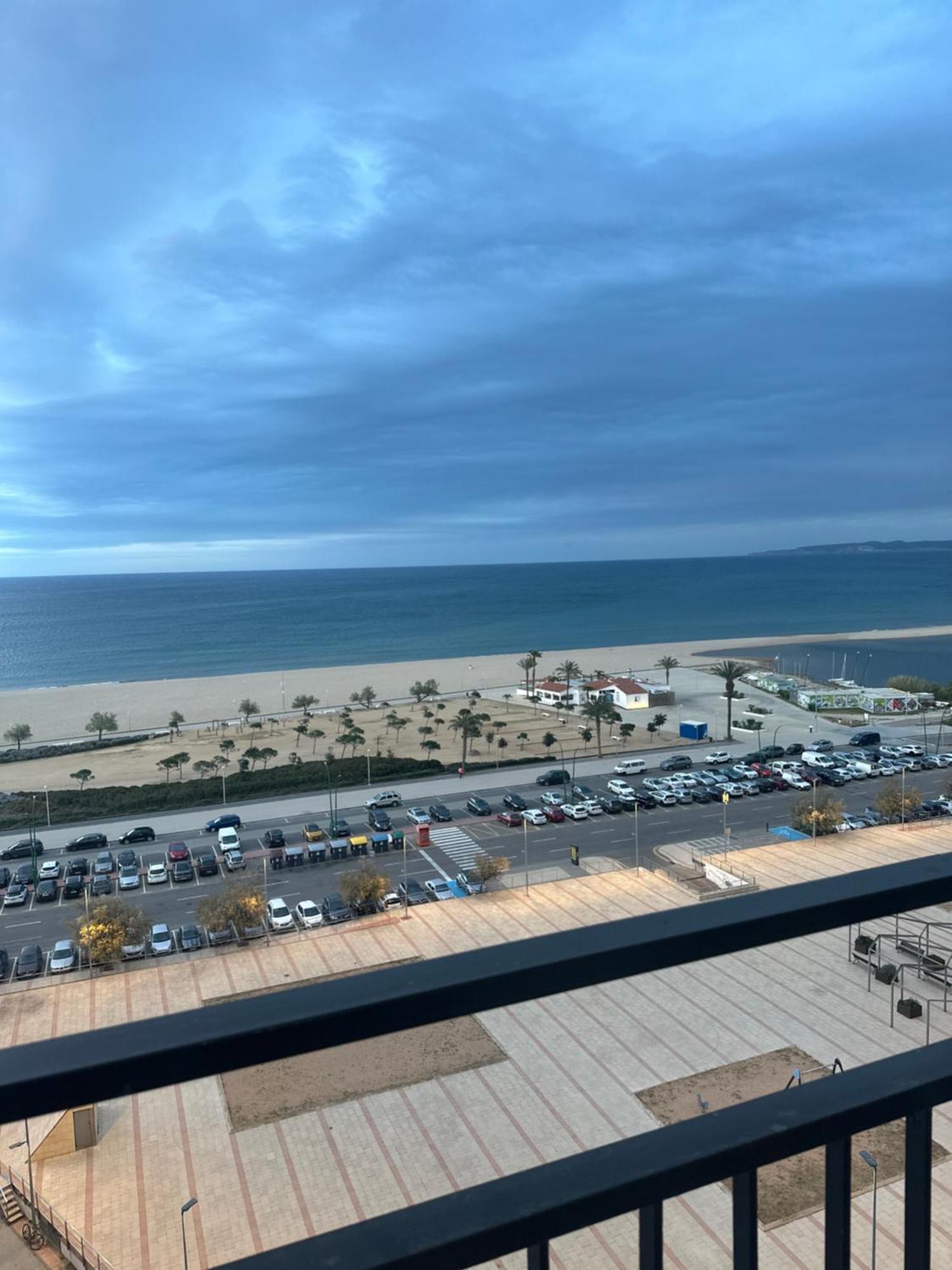 Sobre La Playa *