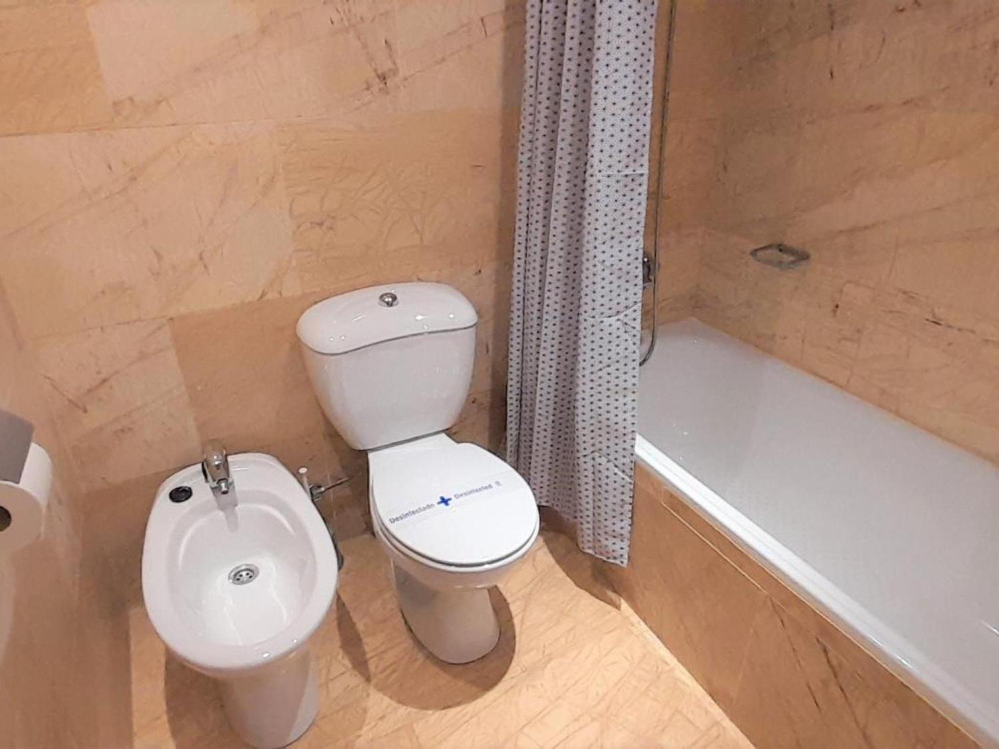 Apartamento Moderno En Tonyines, 2 Habitaciones, Parking, Cerca De La Playa - Es-170-48 *