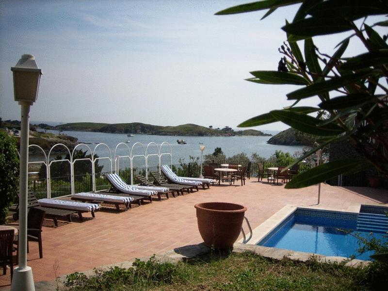 Hotel Port-lligat 3*