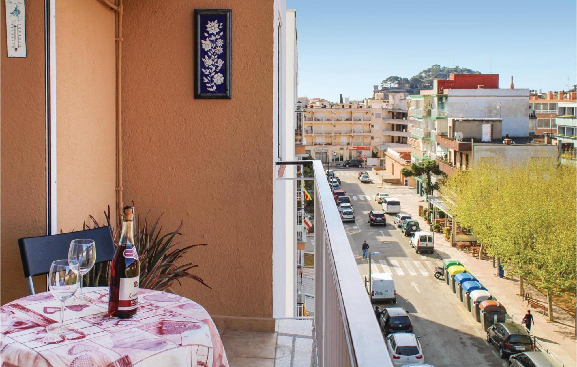 Apartment Cozy In With Kitchen Tossa de Mar