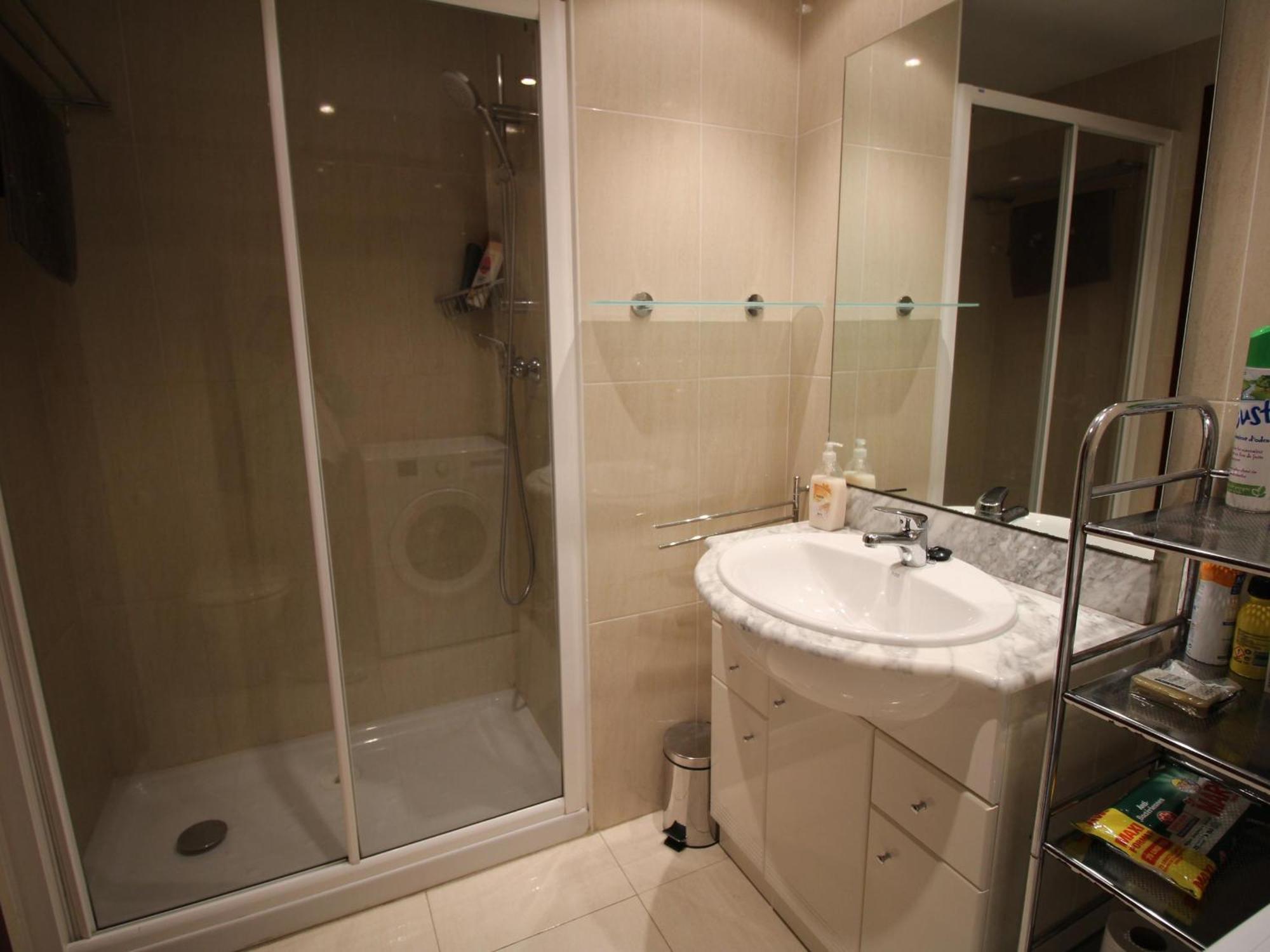 Apartamento Acogedor Apto A 100m De La Playa Del Port, Con Garaje Y Vistas A La Montana - Es-228-2 Llançà