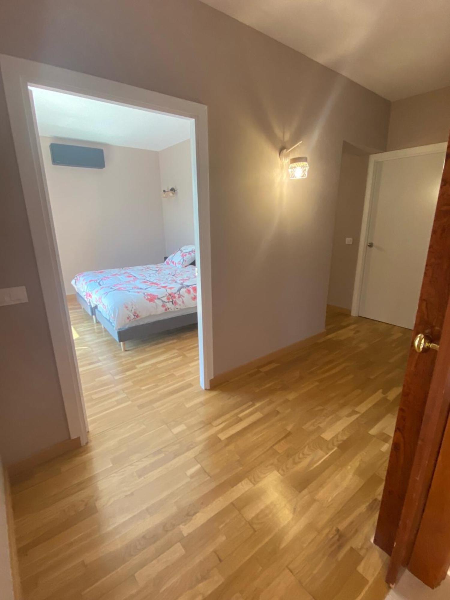 Premium 2 Palau-Saverdera