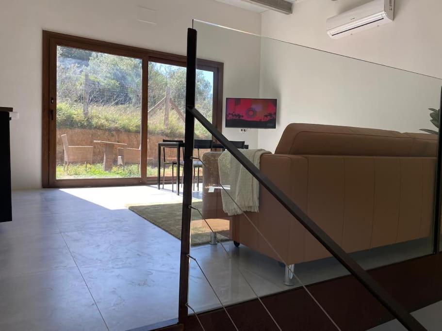 Casa Con Piscina Interior En Tamariu, Calella De Villa