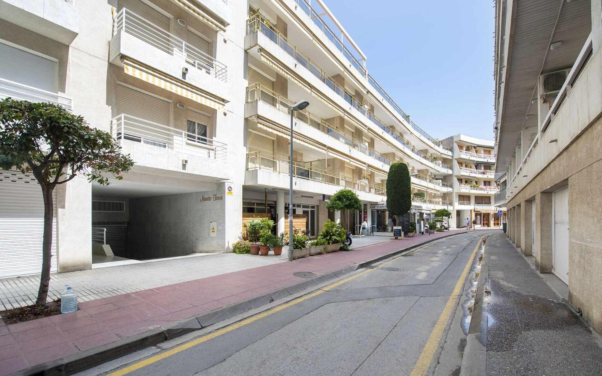 Nautic Wifi Gratis A 150 Metros De La Playa De *