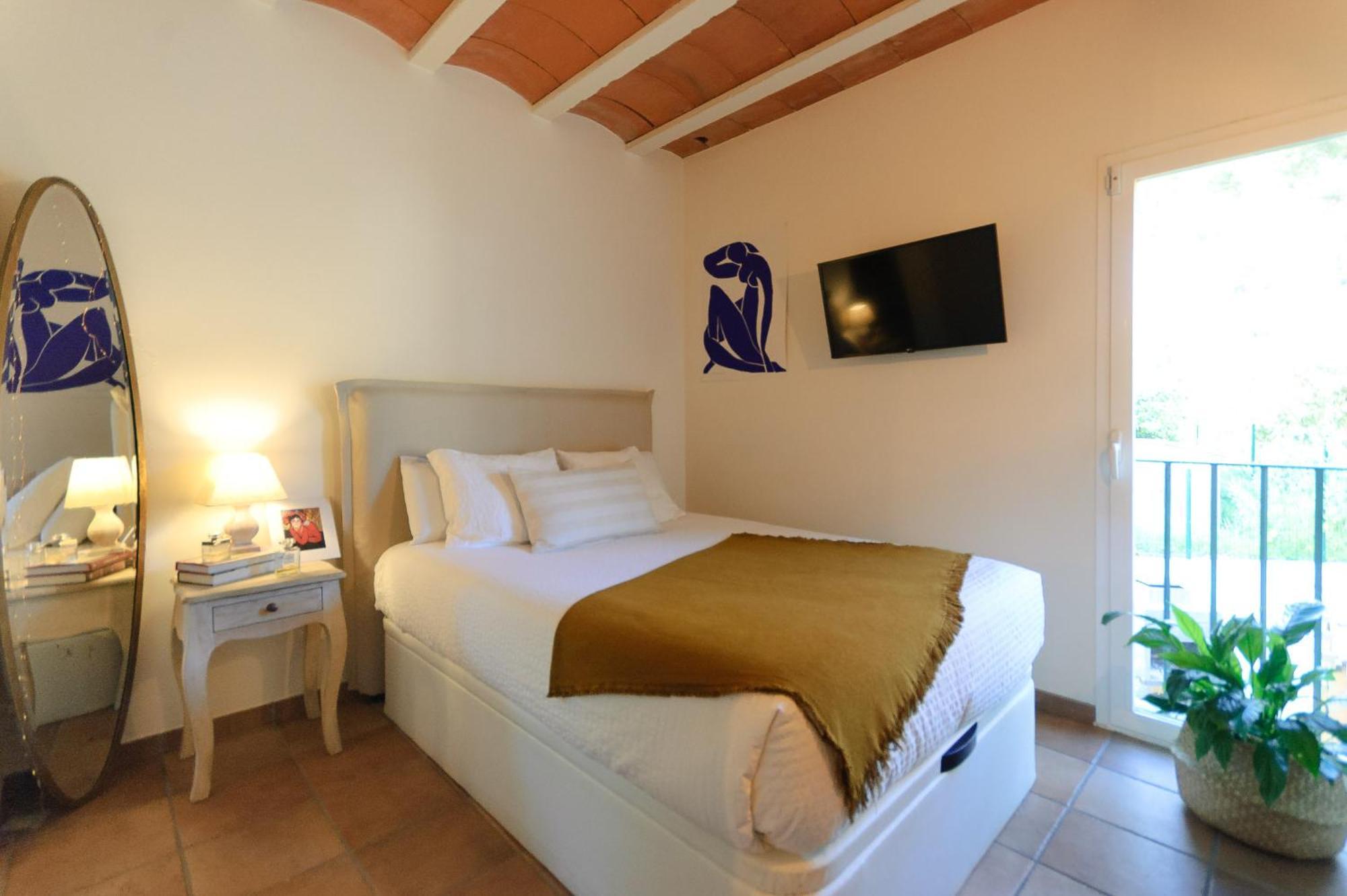 Villa Lets Holidays Luxury House In Cala Llevado 2