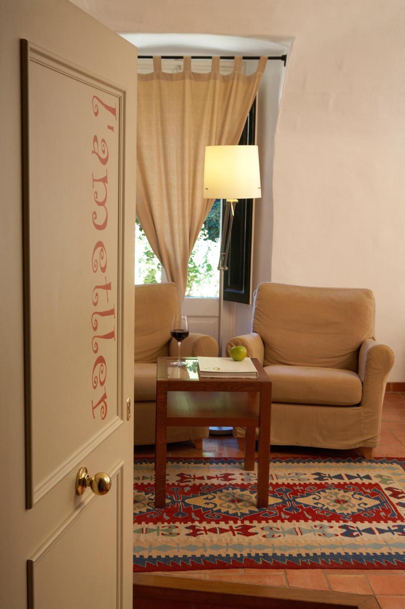 La Placa Hotel 3*