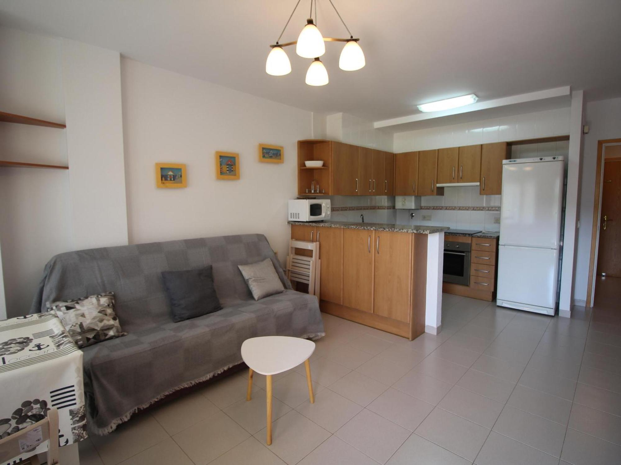 Con Terraza A 150 M De La Playa De Grifeu, Ideal 4 Personas - Es-228-50 Llanca