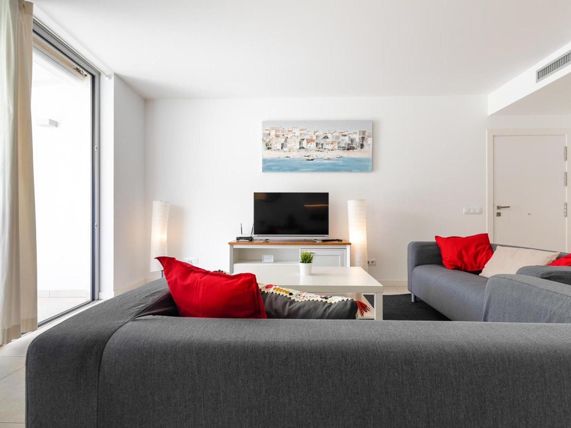 Apartamento Ref. Montgo Platja 2: Magnifico A Pie De Playa En Cala Montgo ! - Es-325-26 *