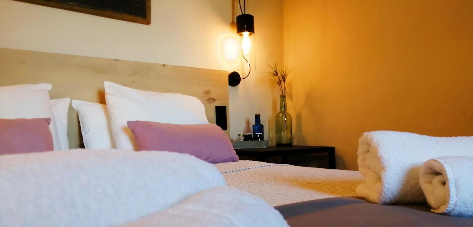 Bed and breakfast La Masia Costa Brava -adults Only Garrigás
