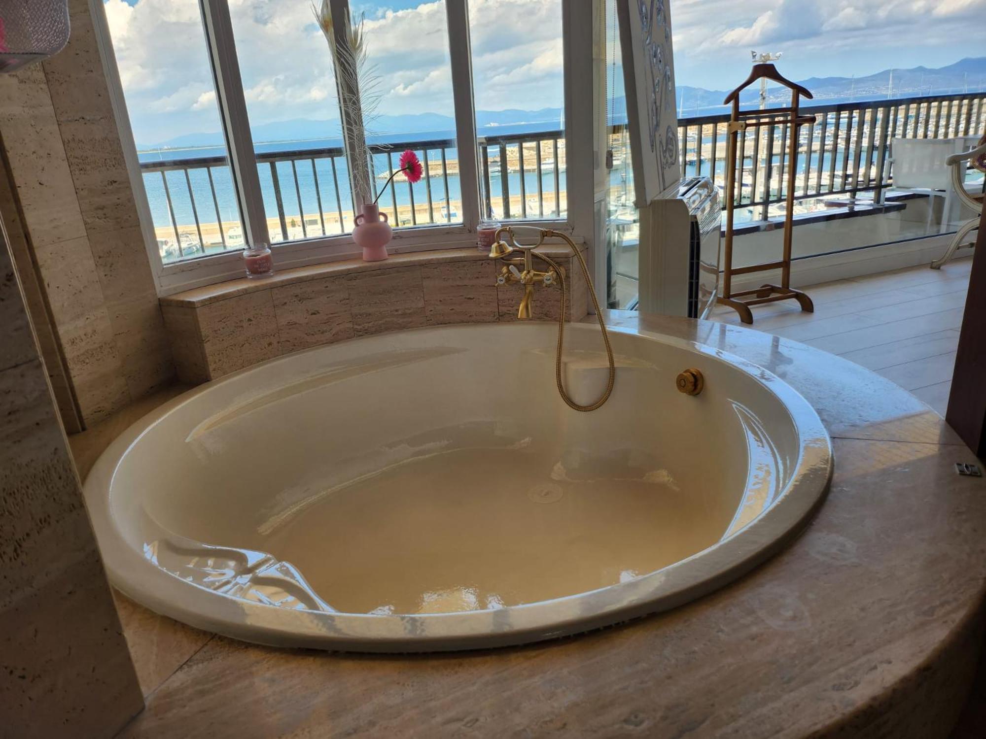 Bed & Breakfast Solo Atico Guest L'Escala
